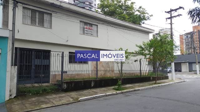 Casa comercial em Campo Belo