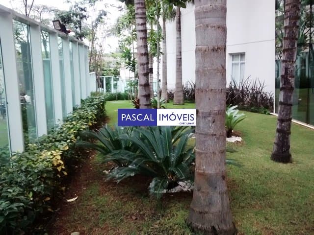 Apartamento em Campo Belo