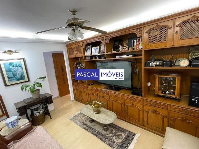 Apartamento em Campo Belo