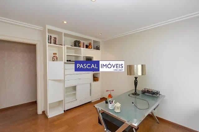 Apartamento em Campo Belo