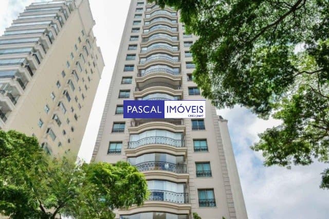 Apartamento em Campo Belo