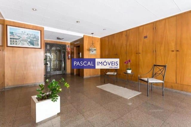 Apartamento em Moema