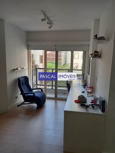 Apartamento em Vila Olímpia