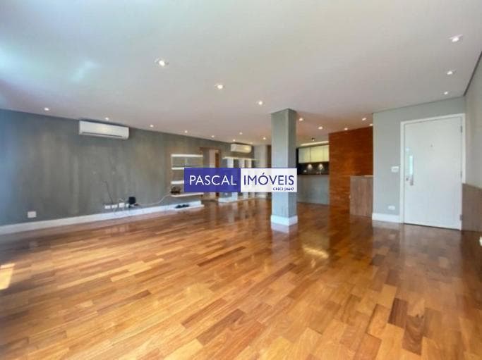 Apartamento em Itaim Bibi