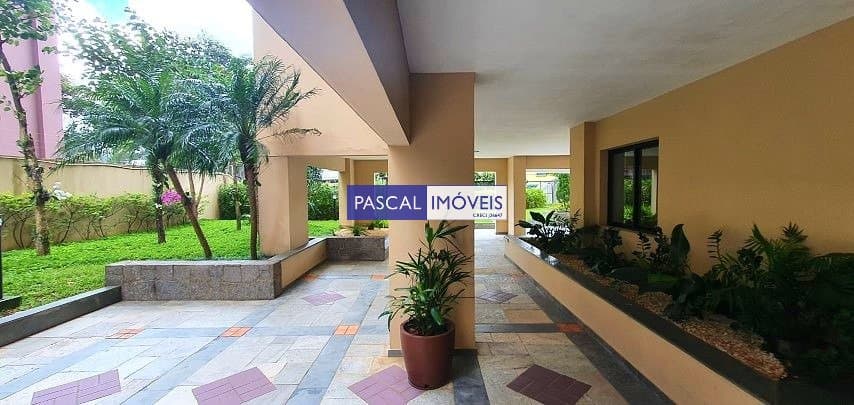 Apartamento em Moema