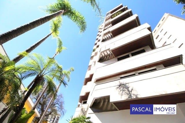 Apartamento em Campo Belo