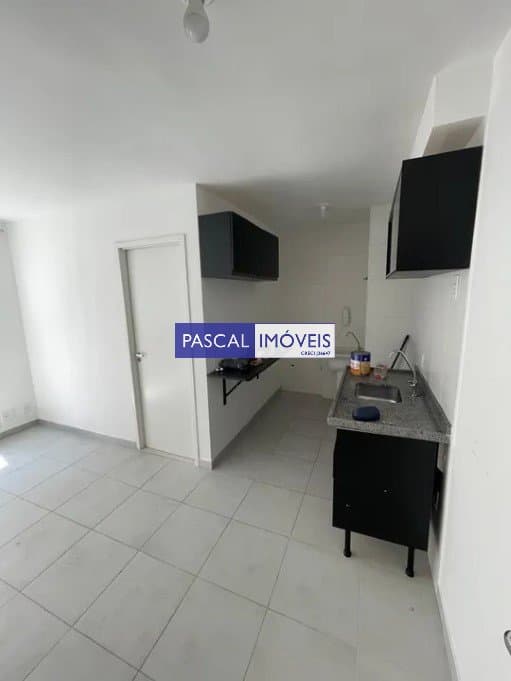 Apartamento em Jardim Taquaral