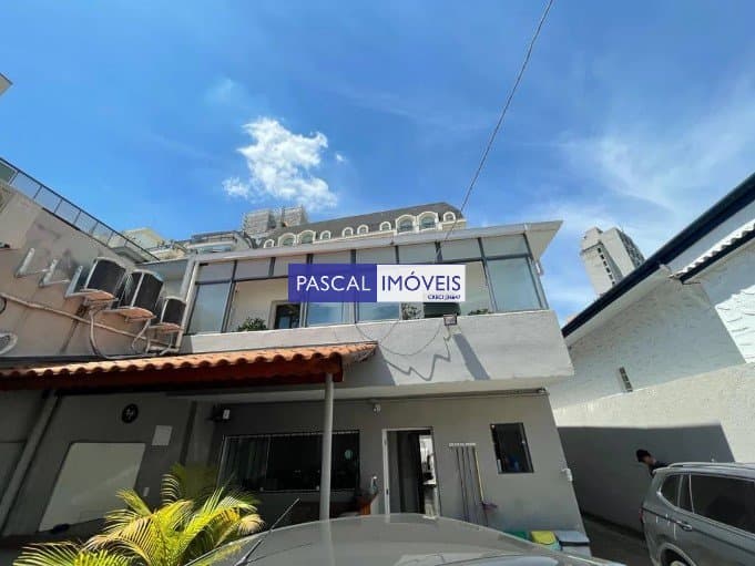 Casa comercial em Vila Nova Conceição