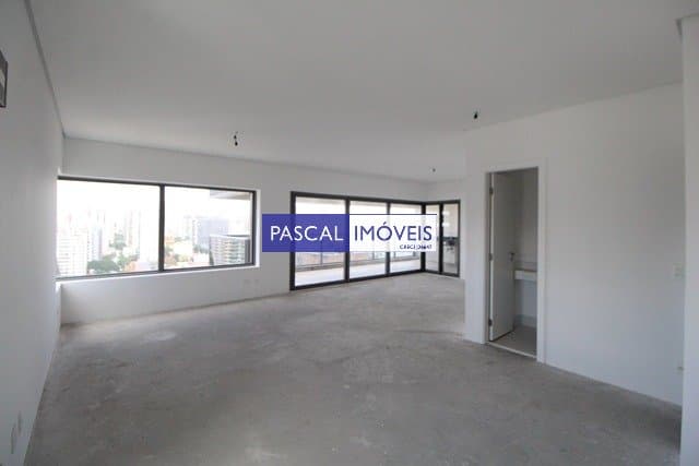 Apartamento em Campo Belo
