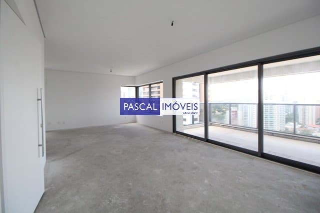 Apartamento em Campo Belo