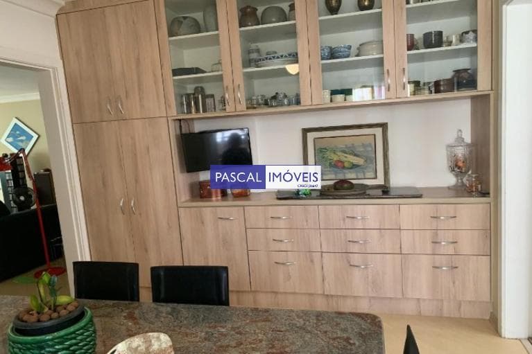 Apartamento em Campo Belo