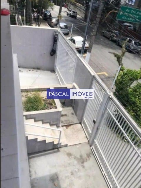 Casa comercial em Campo Belo