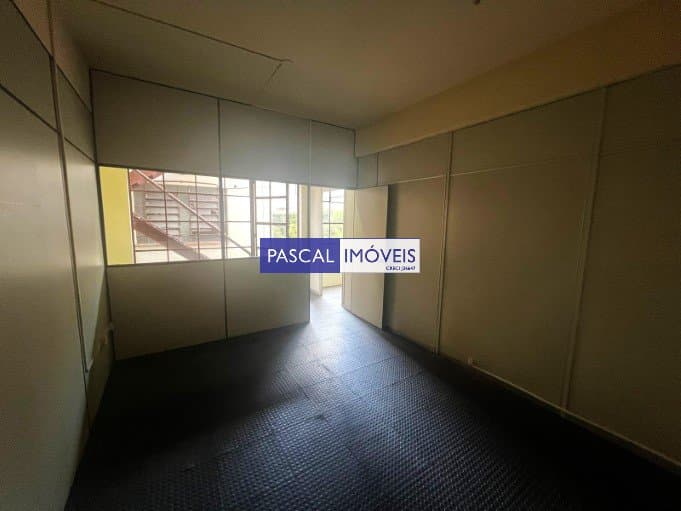 Casa comercial em Jardim América