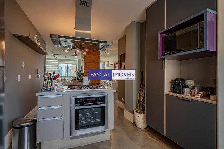 Apartamento em Itaim Bibi