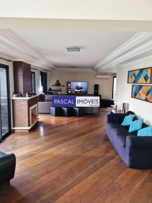 Apartamento em Campo Belo