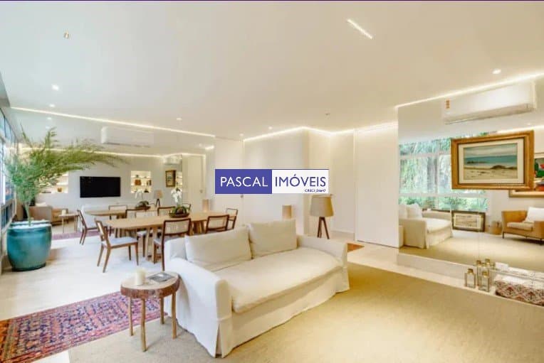 Apartamento em Itaim Bibi