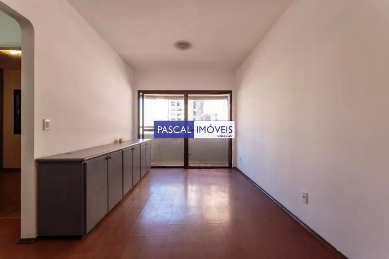 Apartamento em Moema