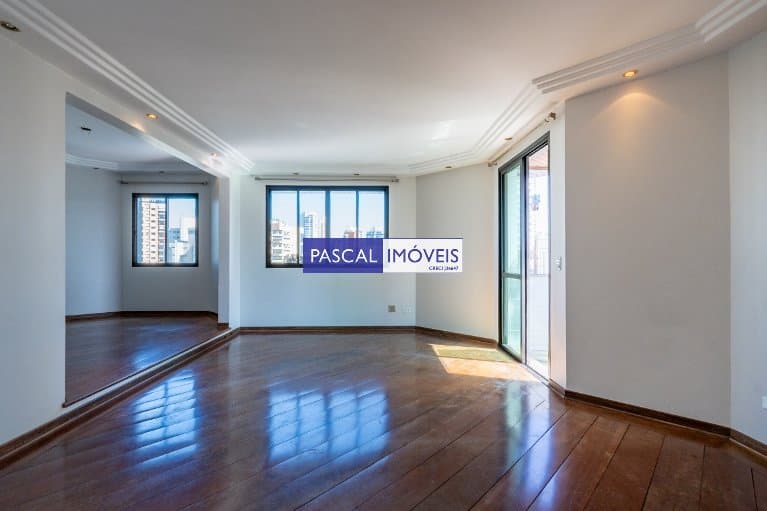 Apartamento em Campo Belo