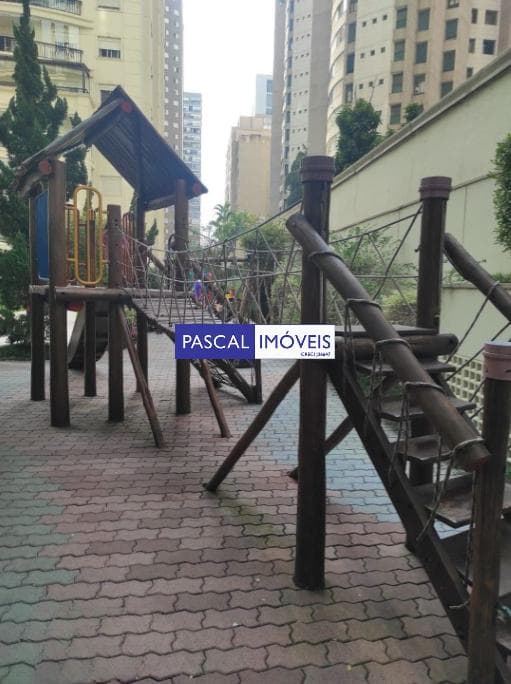 Apartamento em Moema