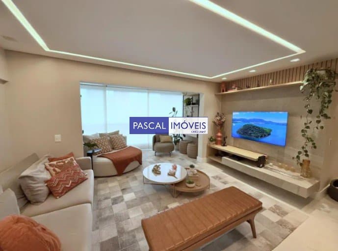 Apartamento em Moema