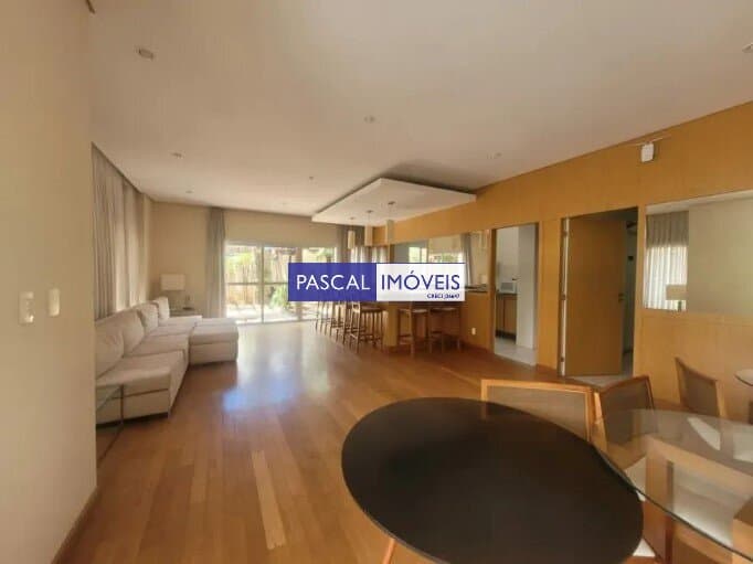 Apartamento em Campo Belo