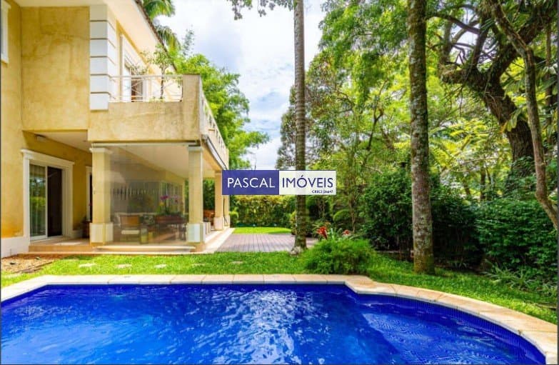Casa em Condominio em Jardim Petrópolis