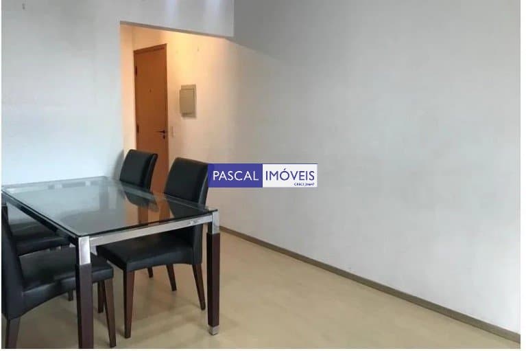 Apartamento em Saúde