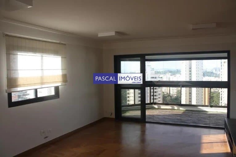 Apartamento em Panamby