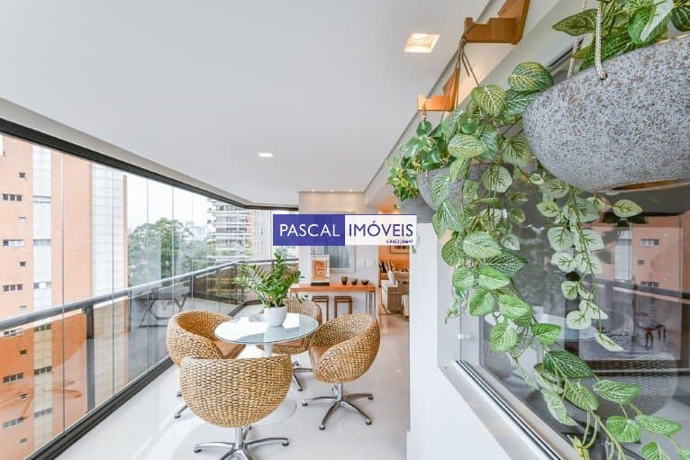 Apartamento em Vila Nova Conceição