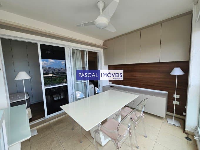 Apartamento em Brooklin