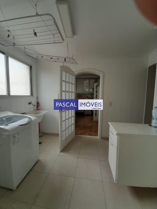Apartamento em Campo Belo