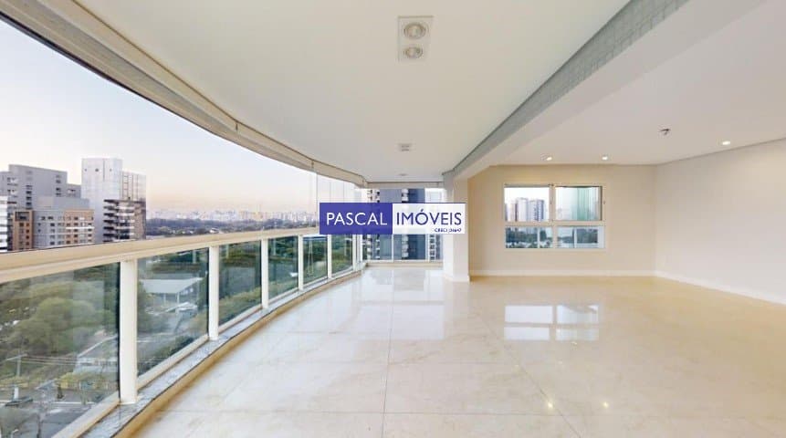 Apartamento em Moema