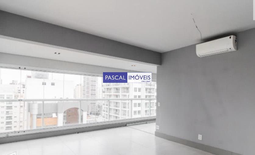 Apartamento em Moema