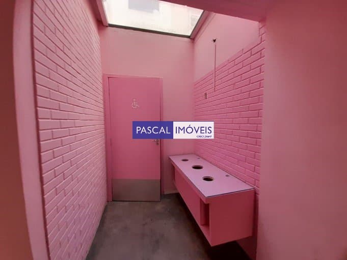 Casa comercial em Chácara Santo Antônio (Zona Sul)