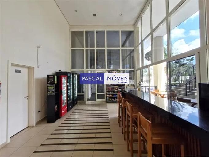 Apartamento em Chácara Flora