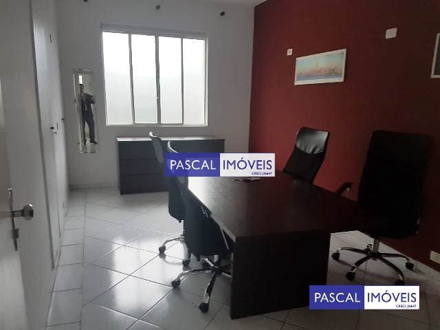 Casa comercial em Brooklin