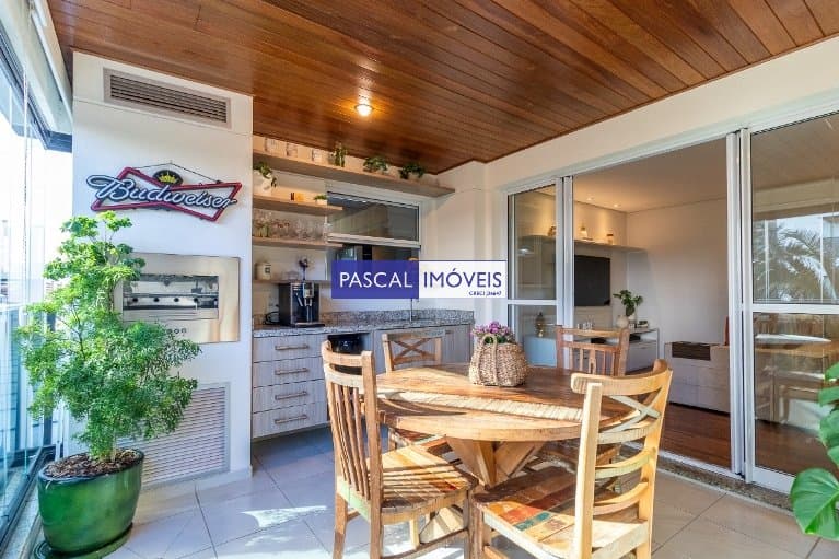 Apartamento em Granja Julieta