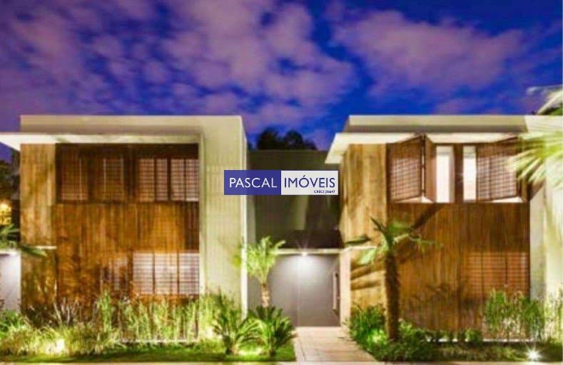 Casa em Condominio em Jardim Petrópolis