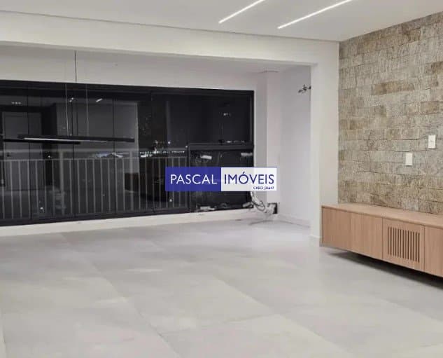 Apartamento em Santo Amaro
