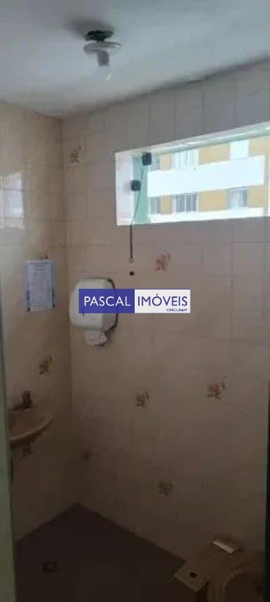 Casa comercial em Saúde