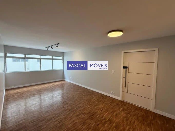 Apartamento em Moema