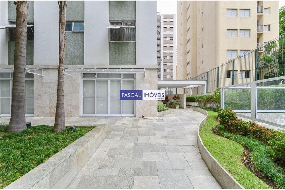 Apartamento em Moema