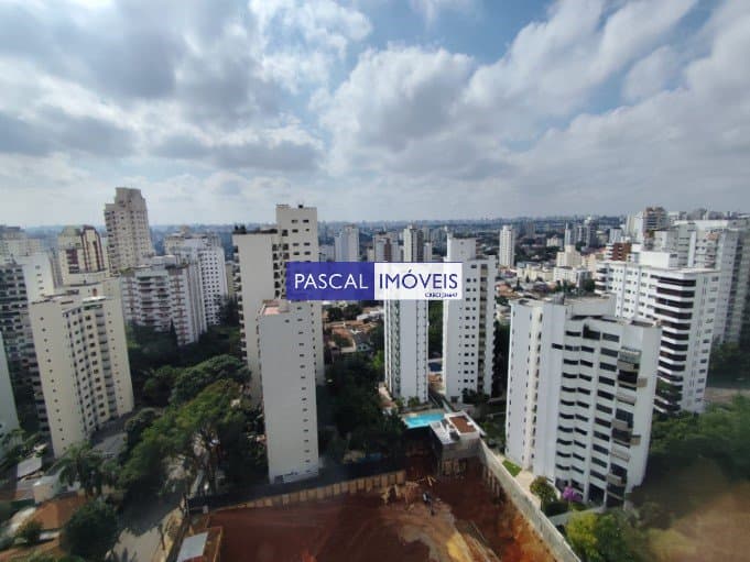 Apartamento em Campo Belo