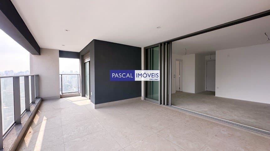 Apartamento em Campo Belo