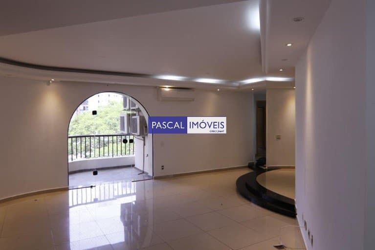 Apartamento em Moema