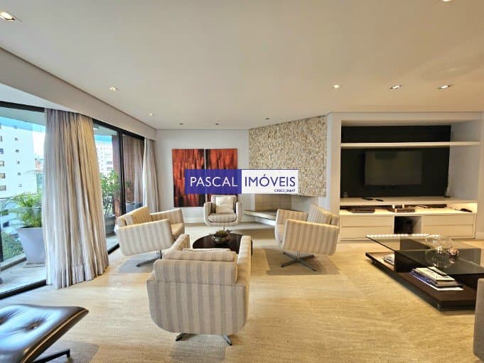 Apartamento em Itaim Bibi