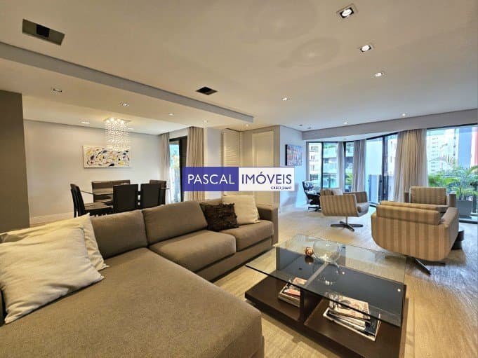 Apartamento em Itaim Bibi