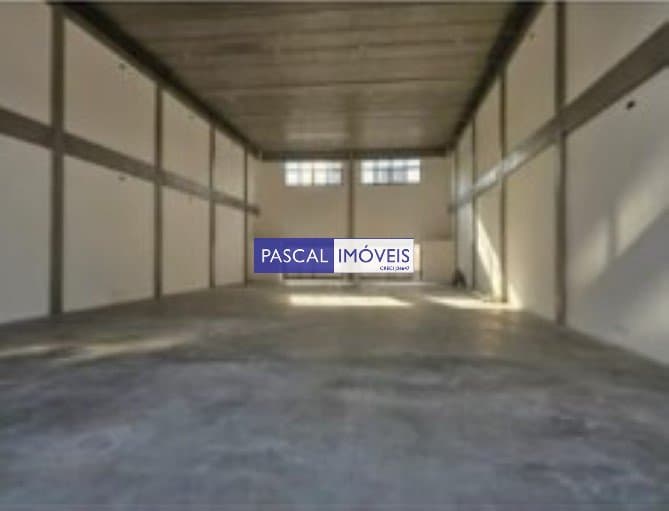 Casa comercial em Campo Belo