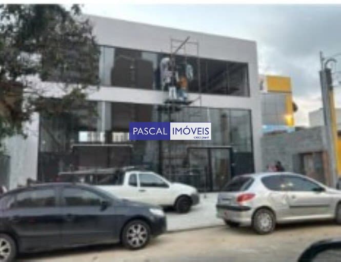 Casa comercial em Campo Belo