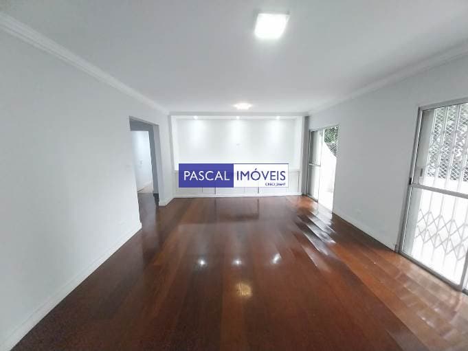 Apartamento em Campo Belo